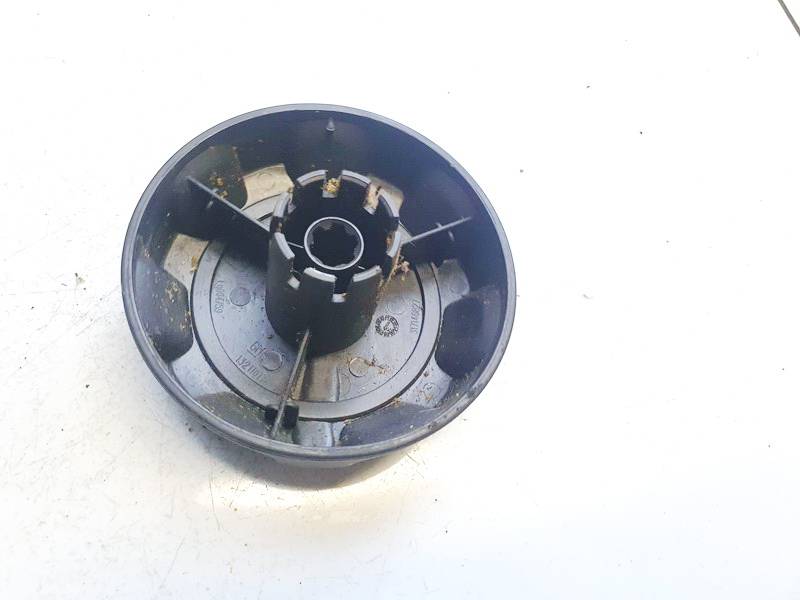 13211017 Opel Corsa 2008 Salona apdare (plastmasas) - Thumbnail 3