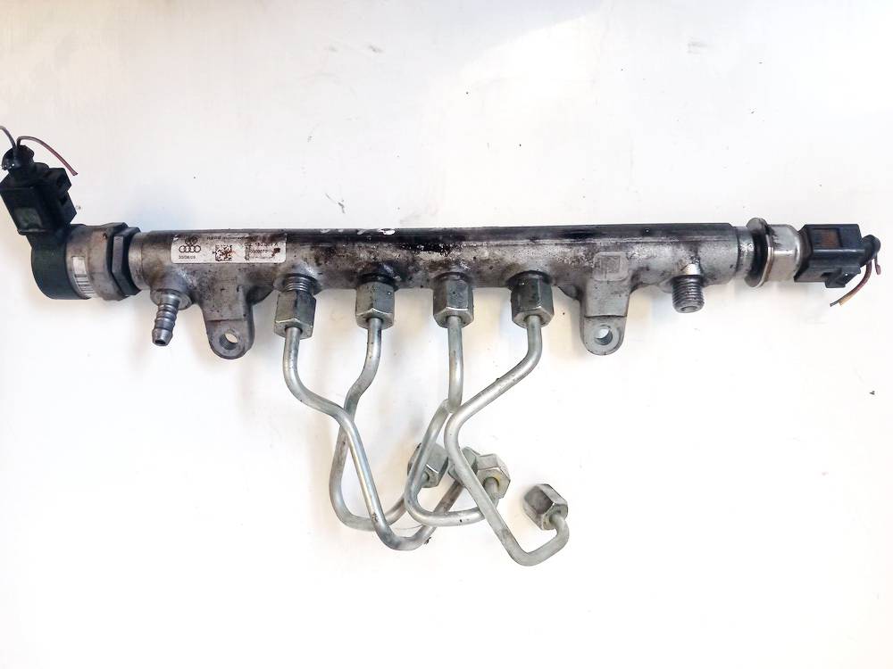 03L130089A Audi Q5 2009 Fuel injector rail (injectors)(Fuel distributor)