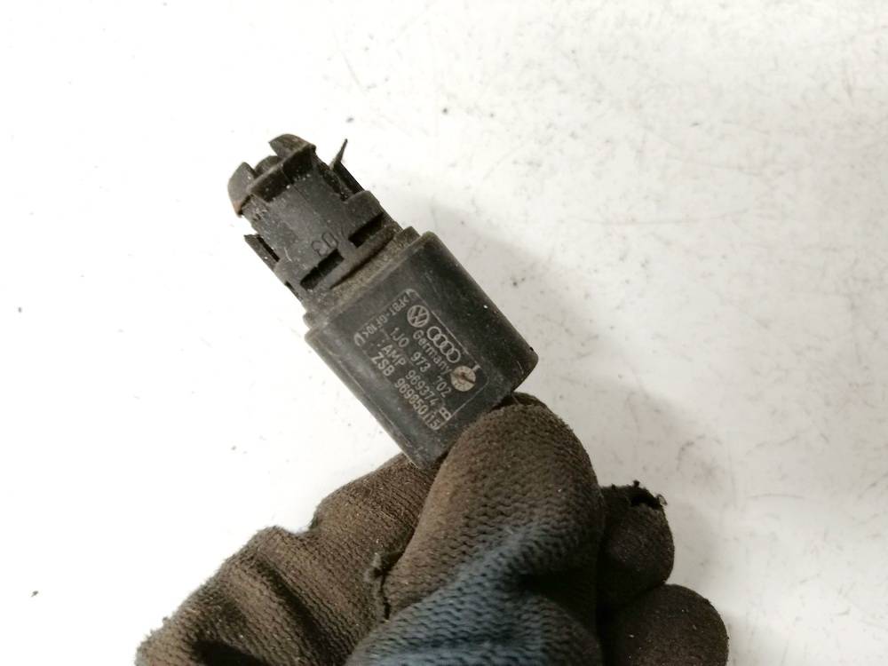 1J0973702 Volkswagen Sharan 2006 Āra temperatūras sensors - Thumbnail 3