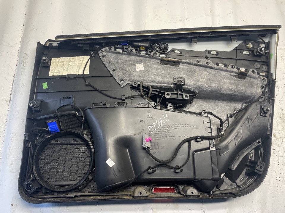 3C1867011 Volkswagen Passat 2006 Door Panel - FRONT LEFT - Thumbnail 3