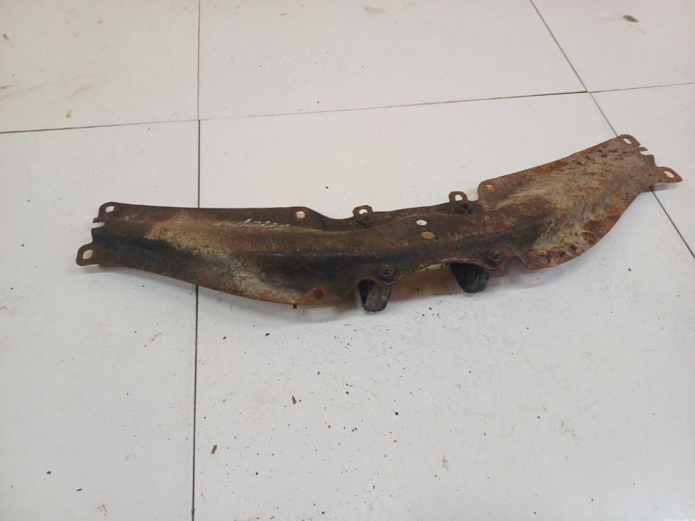 Volkswagen Golf 2000 Radiator Support, Mask - FRONT - Thumbnail 2