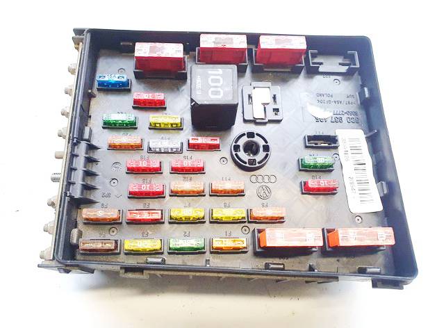 3C0937125 Volkswagen Passat 2005 Fuse box