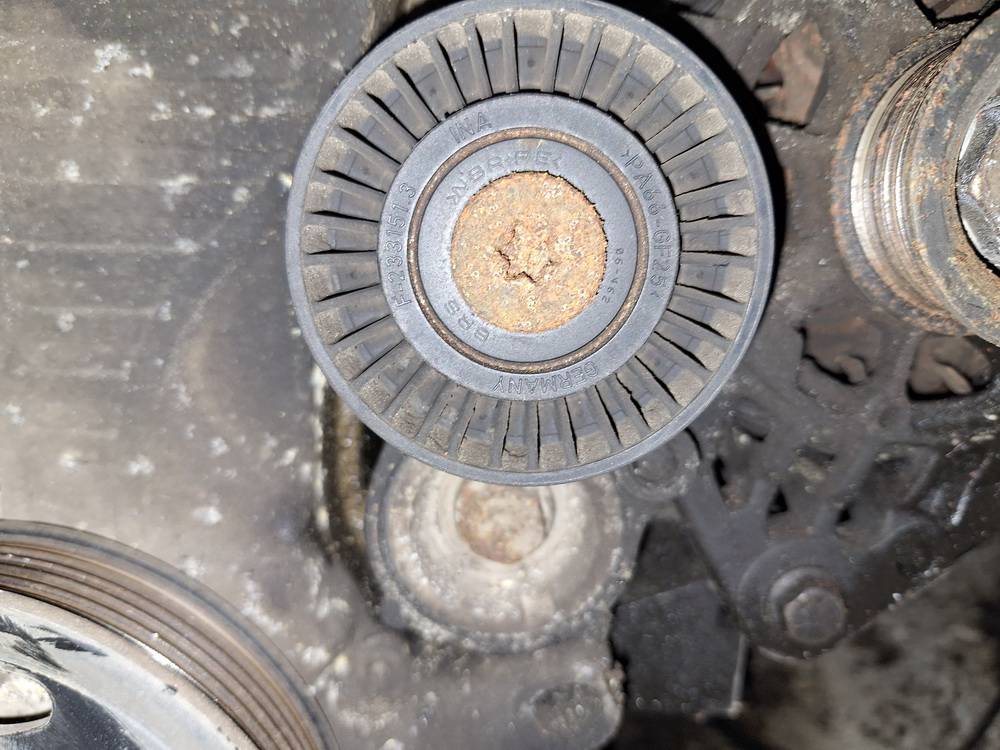 F2331513 Skoda Fabia 2007 Ролик-натяжитель ручейкового ремня