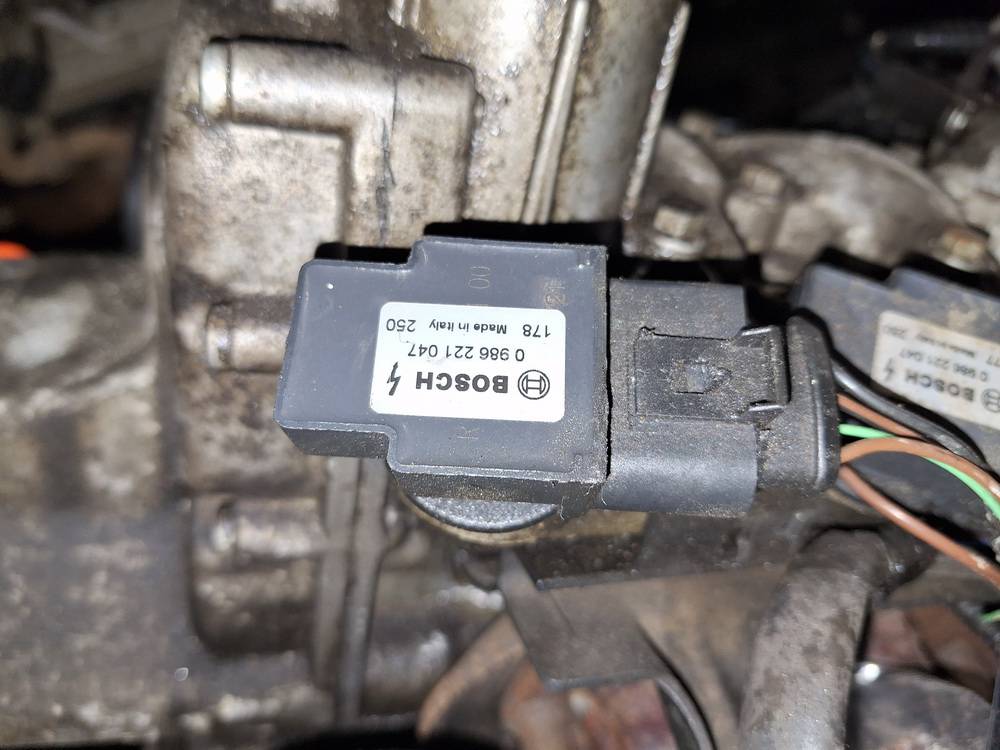 0986221047 Skoda Fabia 2007 Ignition Coil - Thumbnail 2