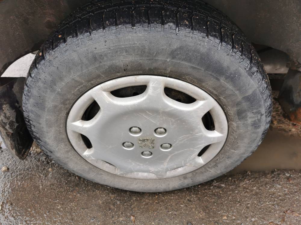 5X114.3 Chrysler Voyager 1999 Tin ring set R15