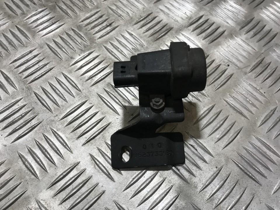 1477226080 used Inertia fuel cut off switch (FUEL CUT OFF SWITCH