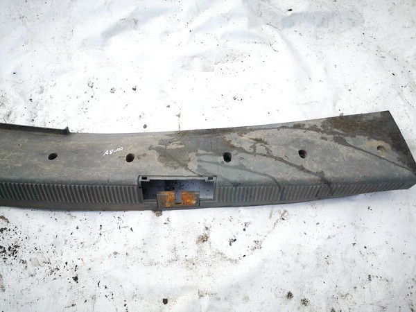 1U9863485 Skoda Octavia 2000 Wykończenie wnętrza bagażnika w pobliżu zamka - Thumbnail 2