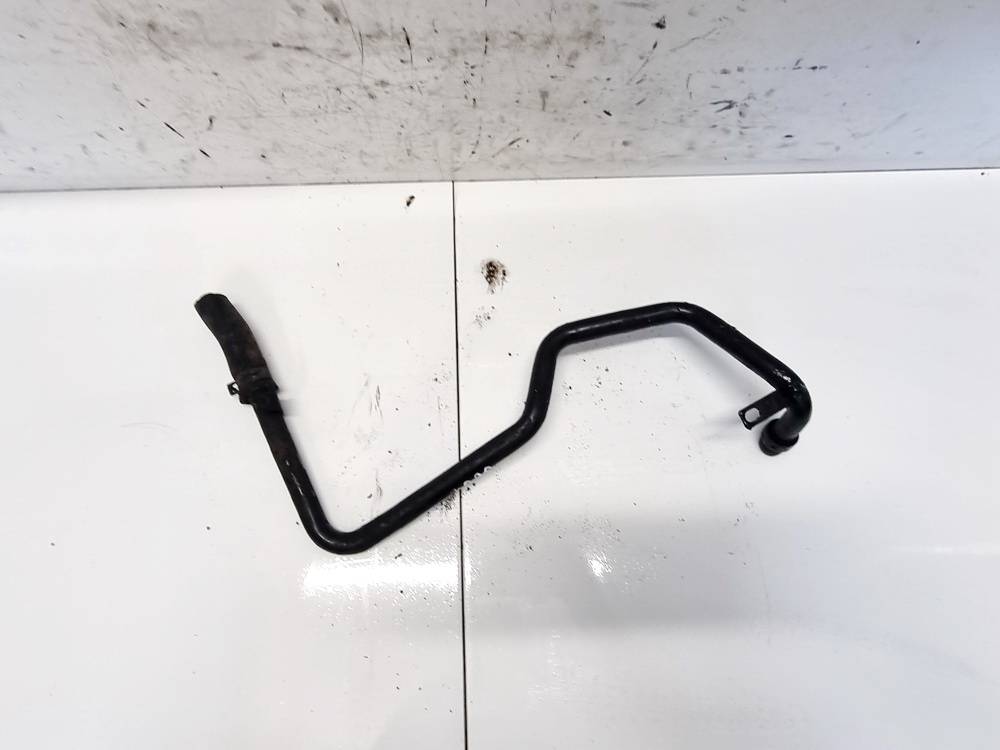 Audi A4 2003 Vandens vamzdelis