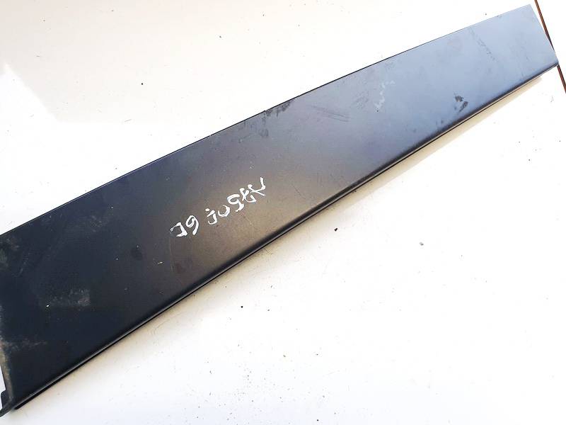 31213307 Volvo V50 2010 Door Lining Panel TOP - REAR RIGHT - Thumbnail 2