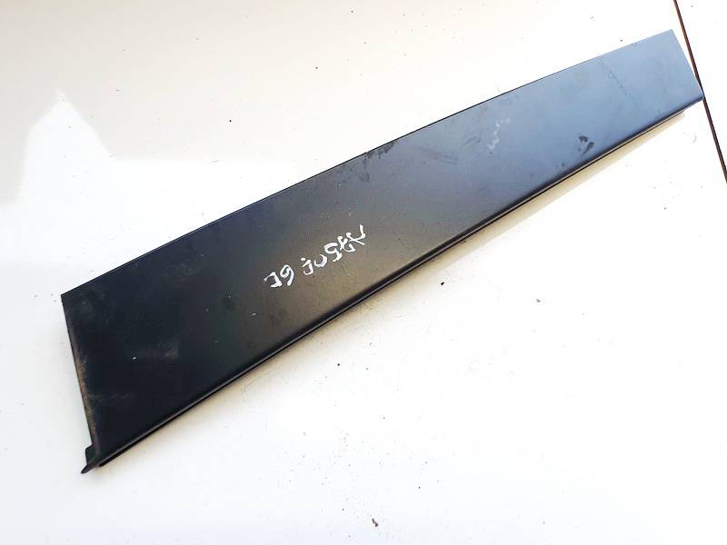 31213307 Volvo V50 2010 Duru apdaila G.D.