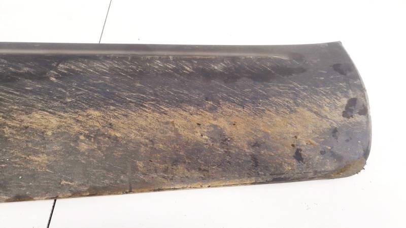 Volkswagen Passat 1997 Molding door - FRONT RIGHT - Thumbnail 2