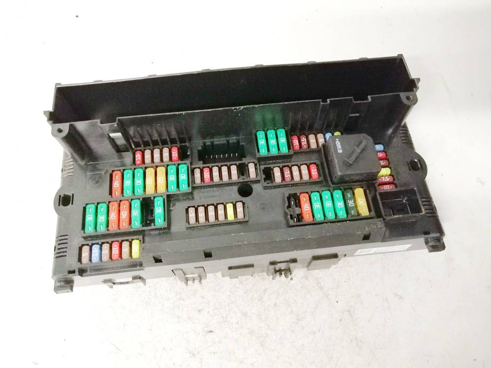 925281503 BMW 5-Series 2011 Fuse box
