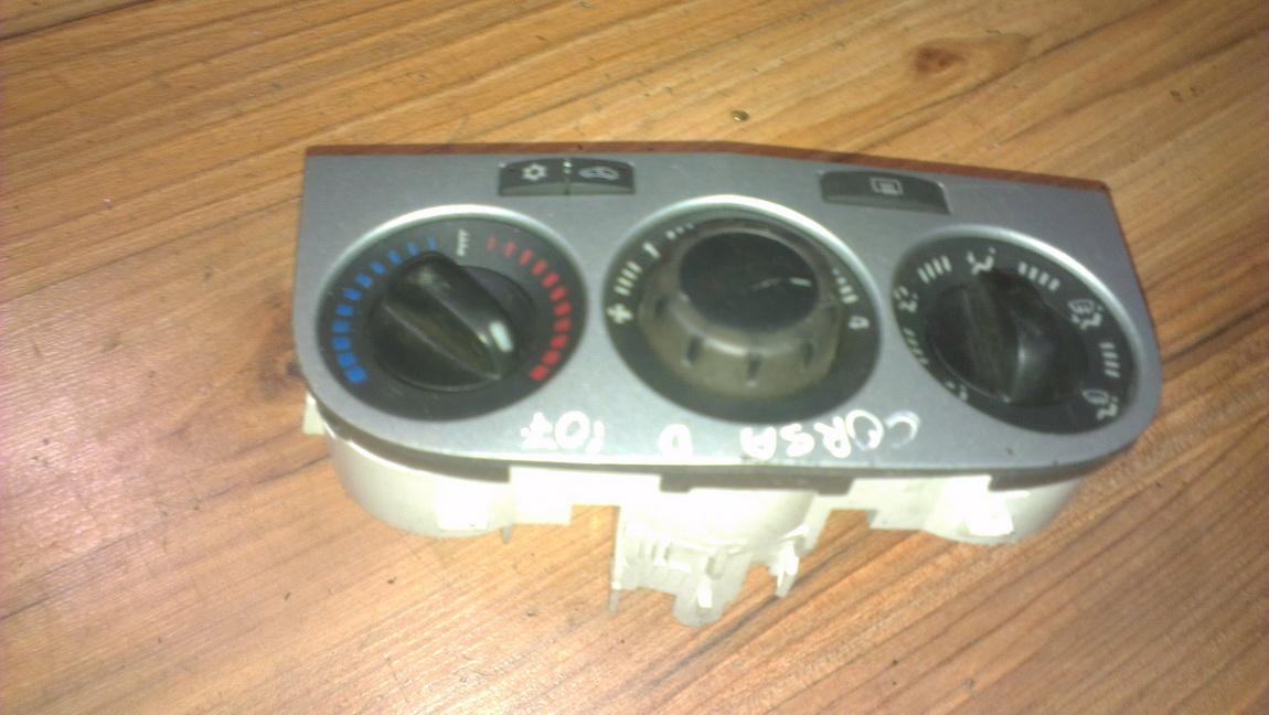 466113570 Opel Corsa 2007 Climate Control Panel (heater control switches)