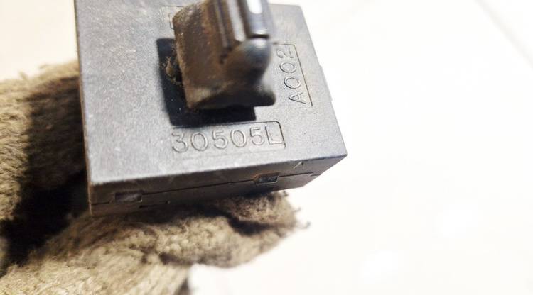 30505L Jeep Grand Cherokee 2000 Power window control (Window Regulator-Window Switch) - Thumbnail 3