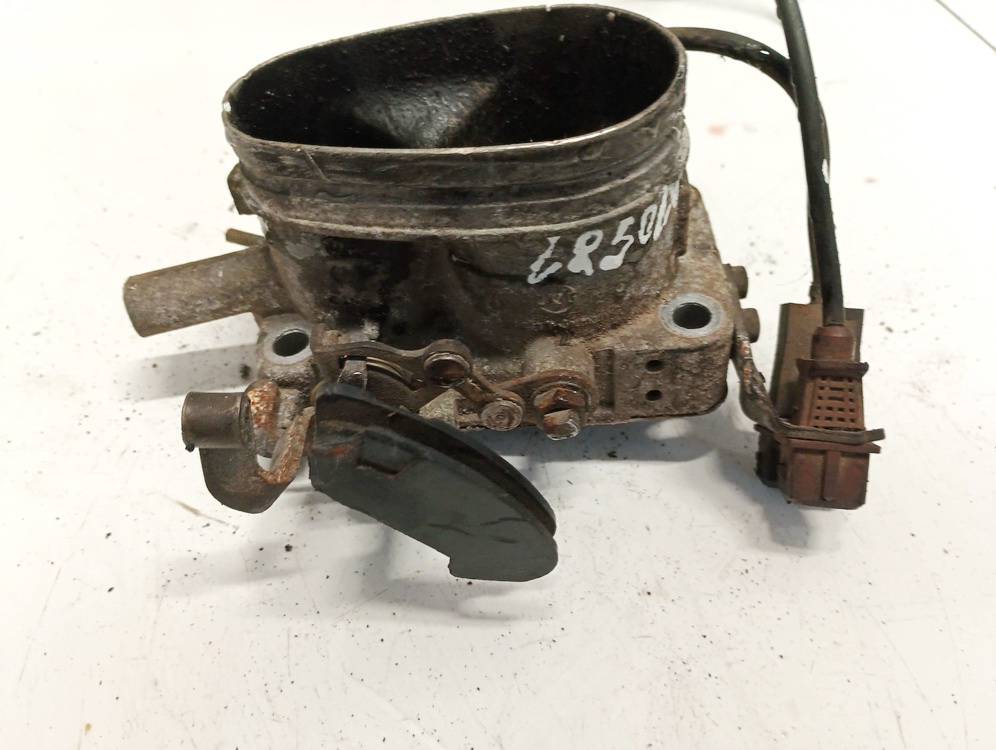 Audi 100 1985 Suurella Virtaamalla Varustettu Kaasuläpän - Thumbnail 2