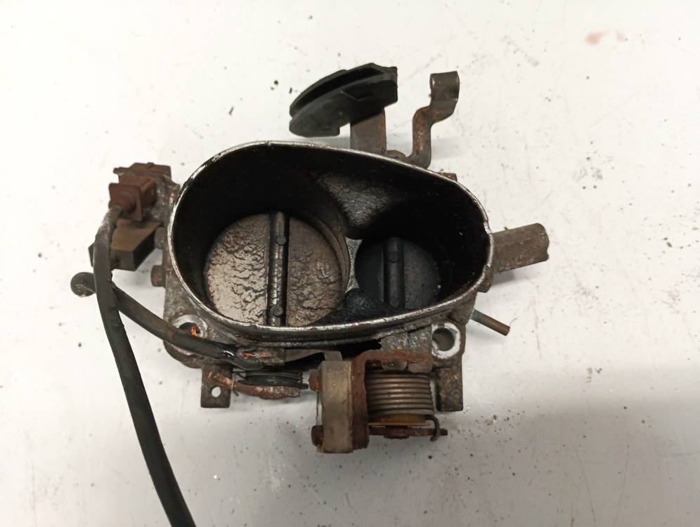 Audi 100 1985 Заслонка дроссельная электрическая