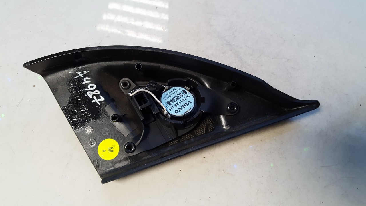 30761129 8650244 Speaker audio Volvo XC 90 2009 2 4L 10EUR