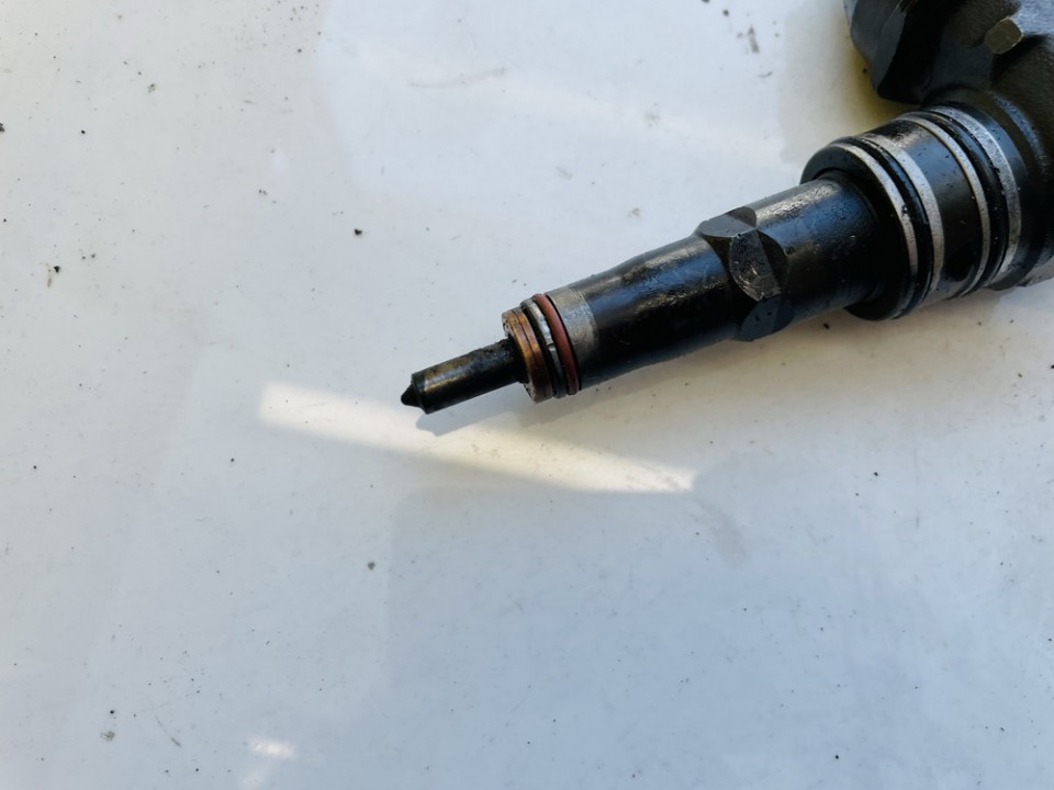 038130073AJ Skoda Fabia 2003 Fuel Injector - Thumbnail 3