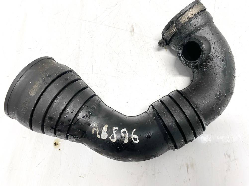 8D0129615A Audi A4 1997 Wąż intercoolera