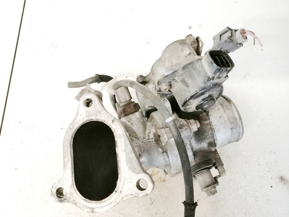 Toyota Corolla 2004 Zawór przepustnicy - Thumbnail 2