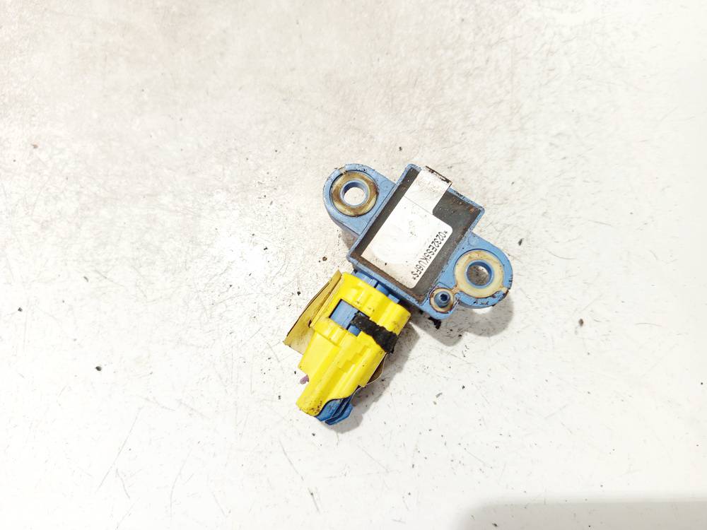 1K0955557A Volkswagen Golf Plus 2006 Srs Airbag crash sensor - Thumbnail 2