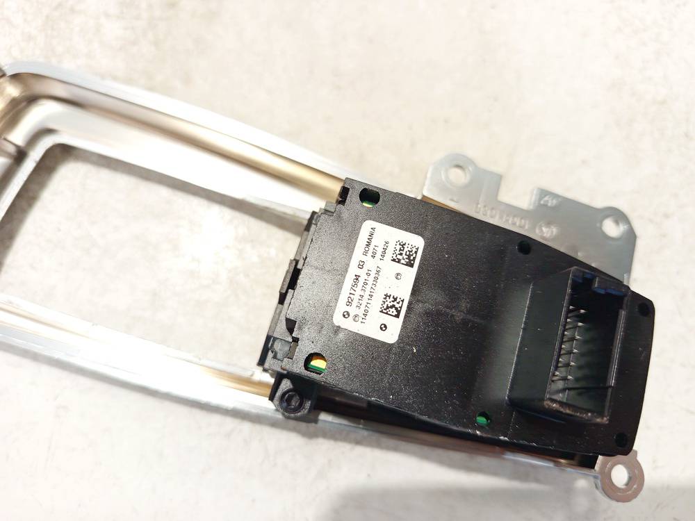 921759403 BMW 5-Series 2013 Electric hand brake switch - Thumbnail 3