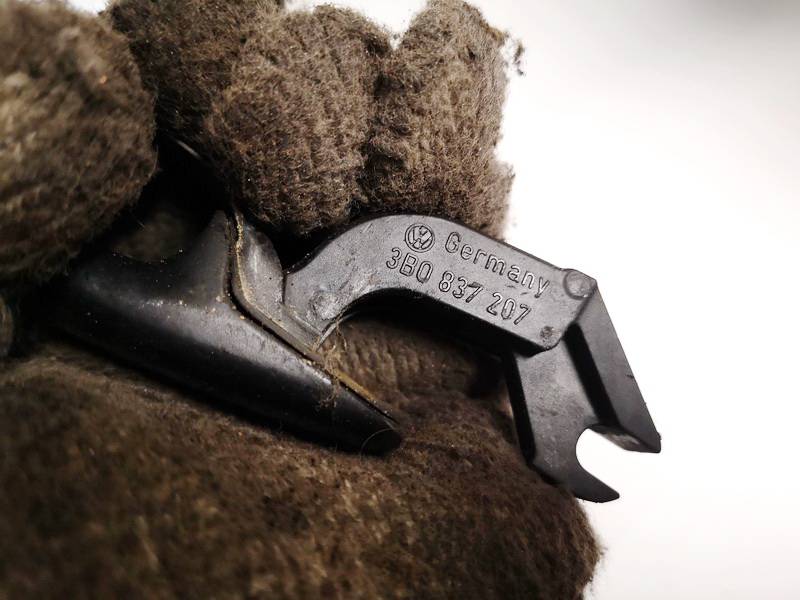 3B0837207 Skoda Octavia 1999 Door Handle Exterior - REAR LEFT - Thumbnail 3