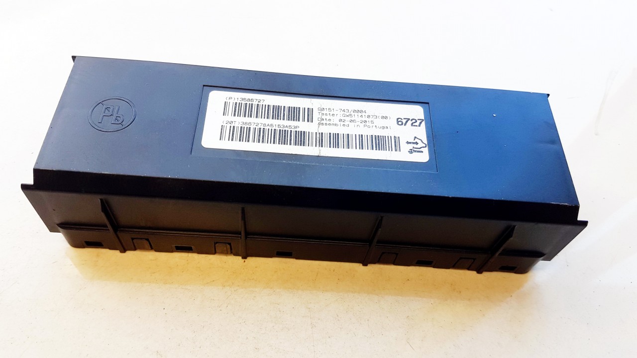 13586727 Opel Astra 2013 Other computers