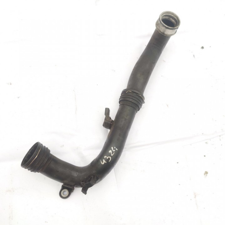 1K0145762AD Volkswagen Passat 2007 Välijäähdyttimen letku