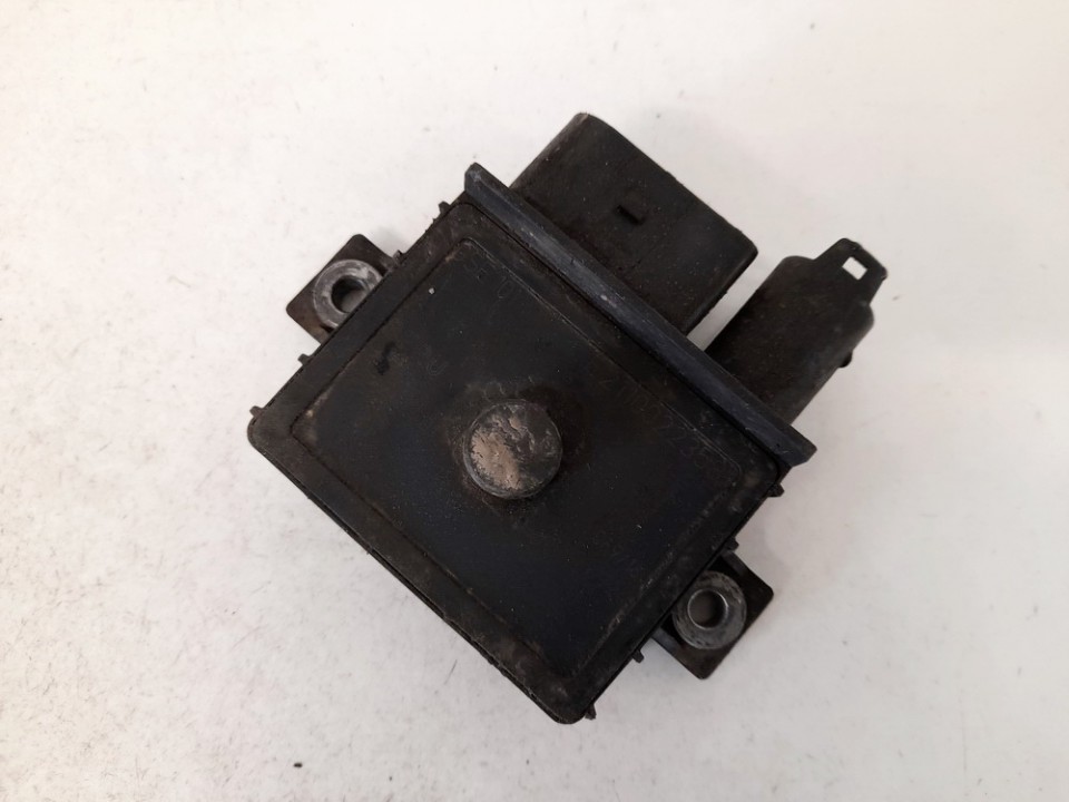 E2110022358 BMW 3-Series 2003 Przekaźnik świec żarowych - Thumbnail 2