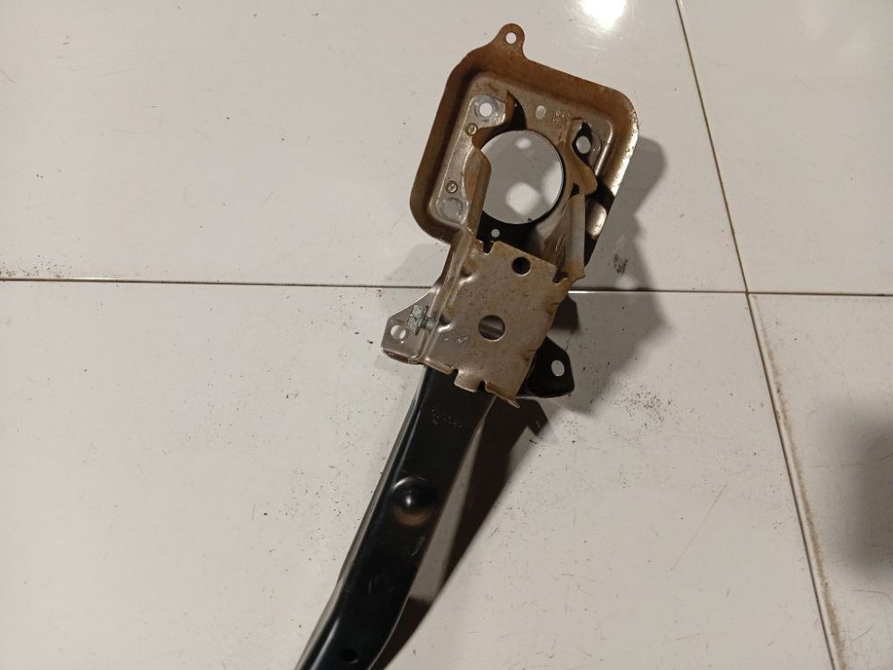 Skoda Superb 2010 Stabdziu pedalas - Thumbnail 3