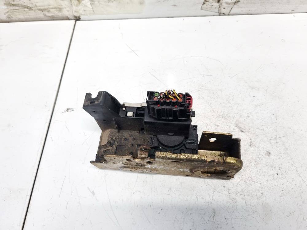 YC1AV21812CH Ford Transit 2006 Zamek drzwi - PRZEDNIE PRAWE