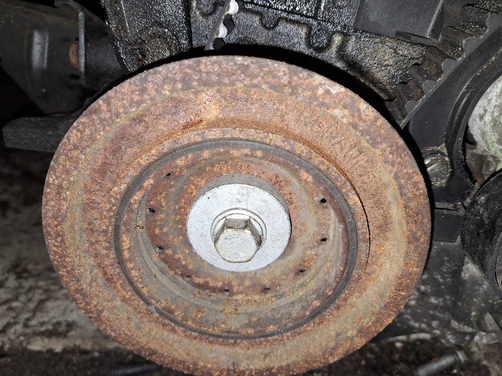 Renault Modus 2006 Koło zębate wału korbowego (tarcza - koło pasowe)