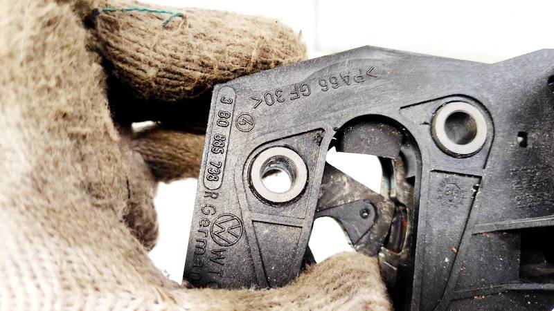 3B0885738 Volkswagen Passat 2001 Seat Lock Latch assembly - Thumbnail 3