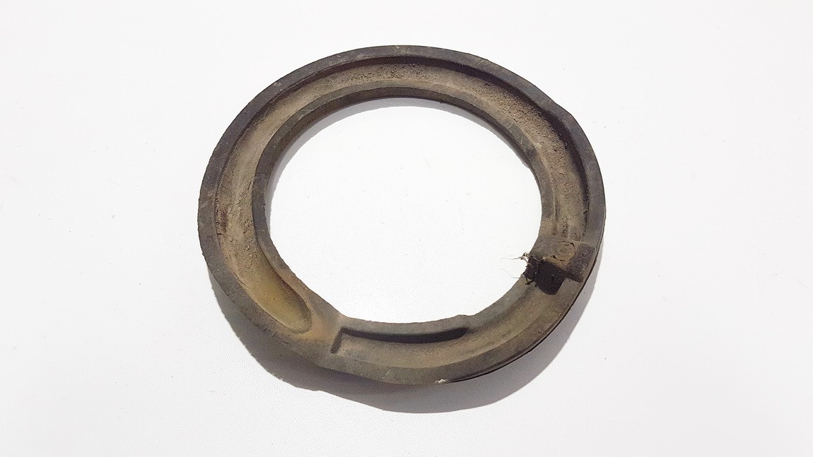 11986710 BMW X3 2006 Coil Spring, Cap Plate Upper