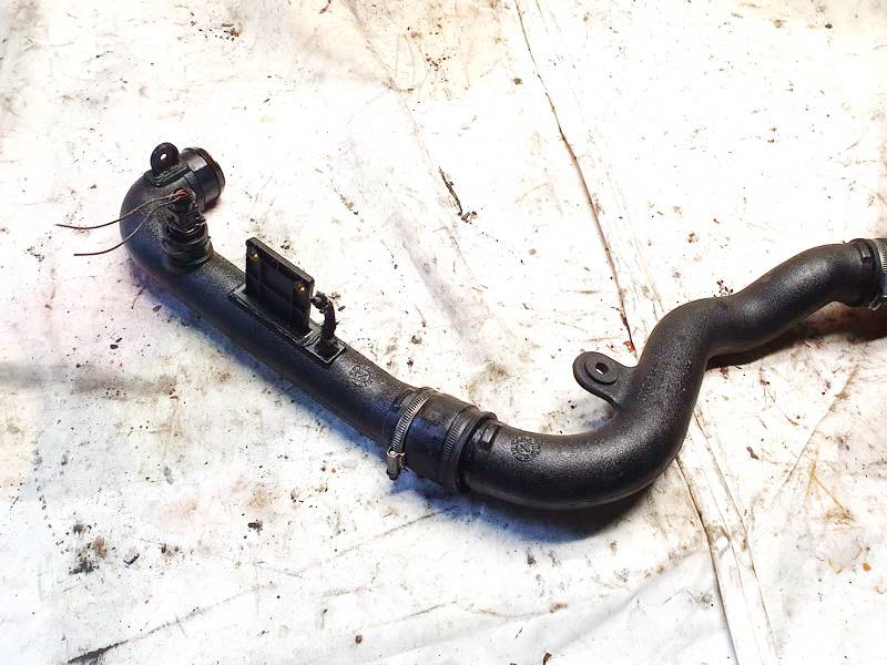 8D0145844A Volkswagen Passat 1997 TURBO INTERCOOLER PIPE HOSE - Thumbnail 3