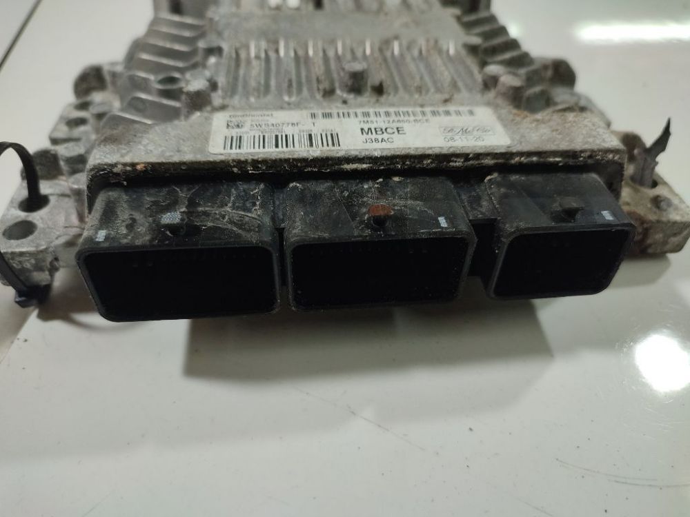 7M5112A650BCE Ford Focus 2008 ECU Engine Computer (Engine Control Unit) - Thumbnail 2