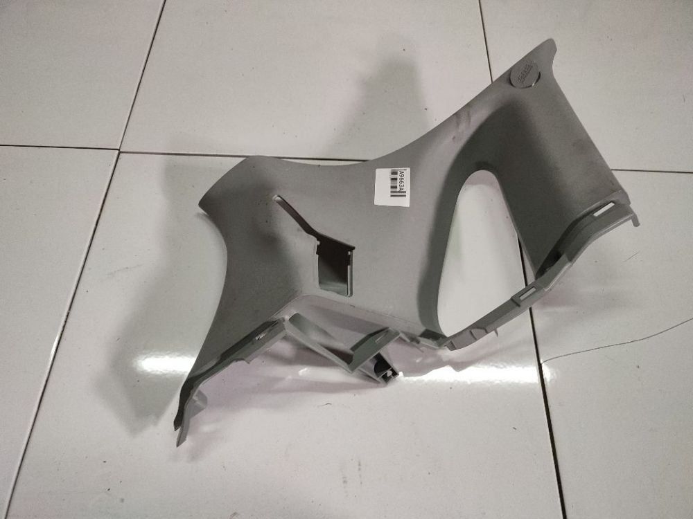 7230A527 Mitsubishi ASX 2010 Innenausstattung