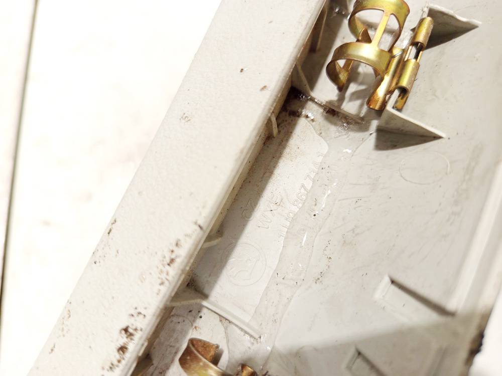 1U9867714 Skoda Octavia 2004 Sisätilan koristelu (muovit) - Thumbnail 3