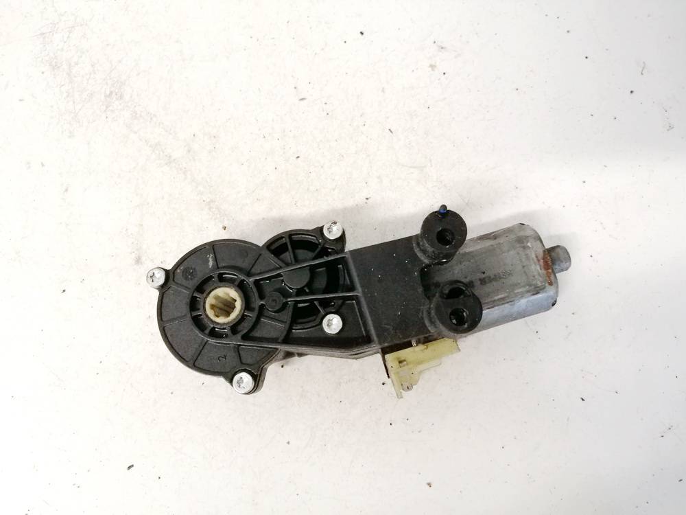 0390203211 Dodge Magnum 2005 Seat Motor Regulator - FRONT LEFT