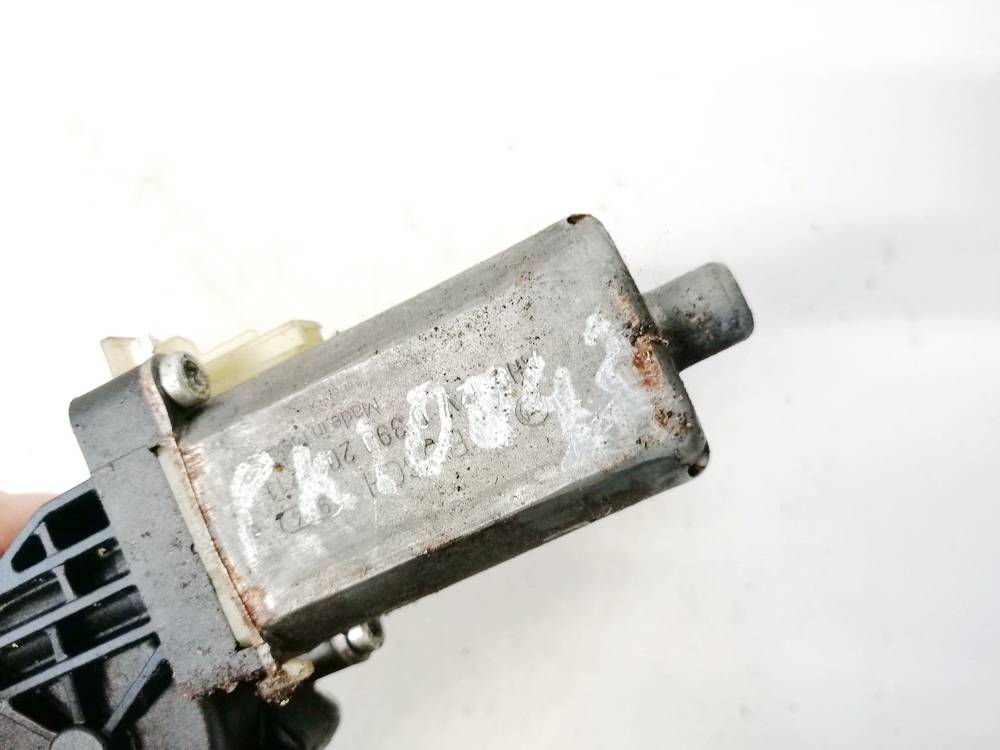 0390203211 Dodge Magnum 2005 Seat Motor Regulator - FRONT LEFT - Thumbnail 3