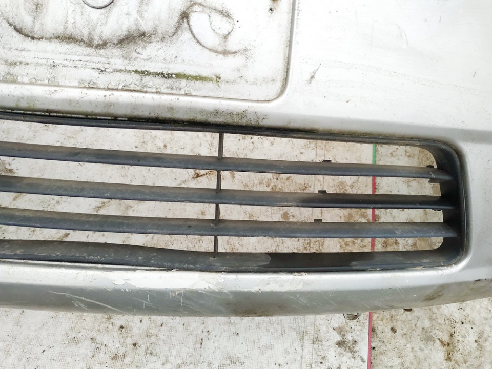 used used Bumper Grille Front Center Ford Fiesta 2002 1.4L