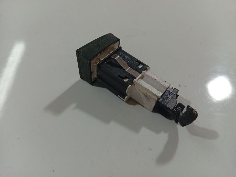 3C0927117C Volkswagen Passat 2007 ESP Switch Button - Thumbnail 2