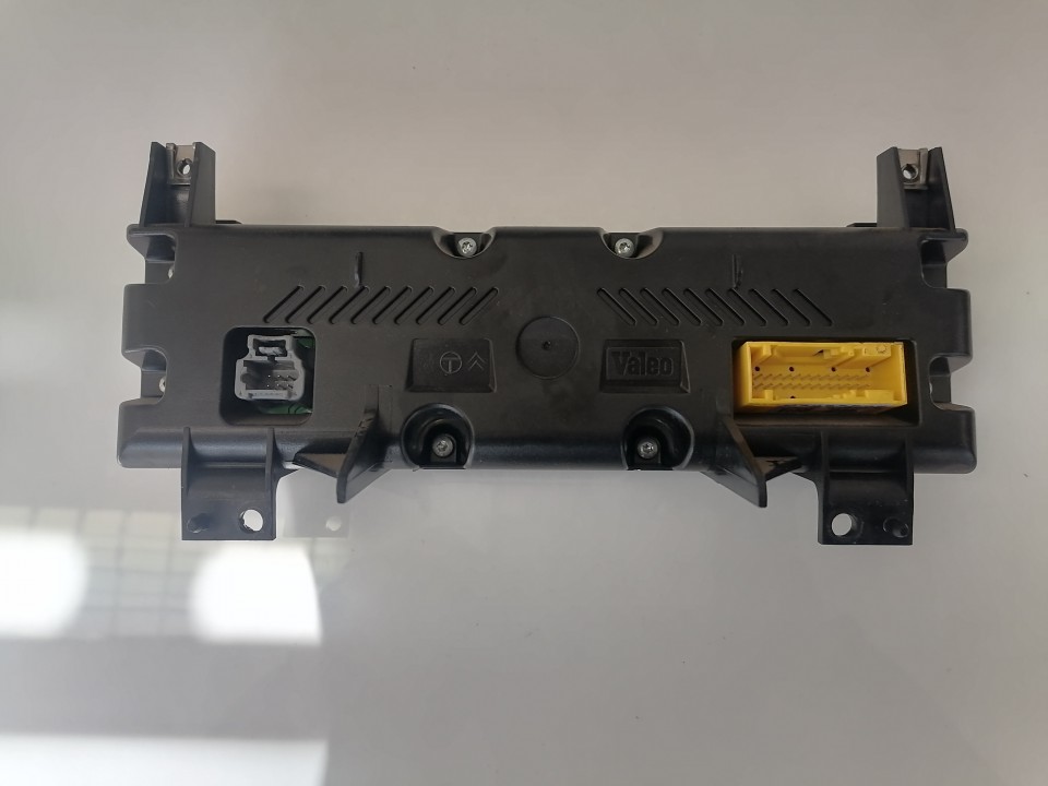 96303375ZL Peugeot 406 2000 Climate Control Panel (heater control switches) - Thumbnail 4