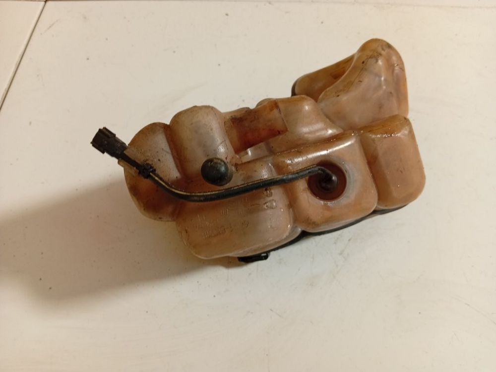 6G918K218 Land-Rover Freelander 2008 Expansion Tank coolant (RADIATOR EXPANSION TANK BOTTLE ) - Thumbnail 3