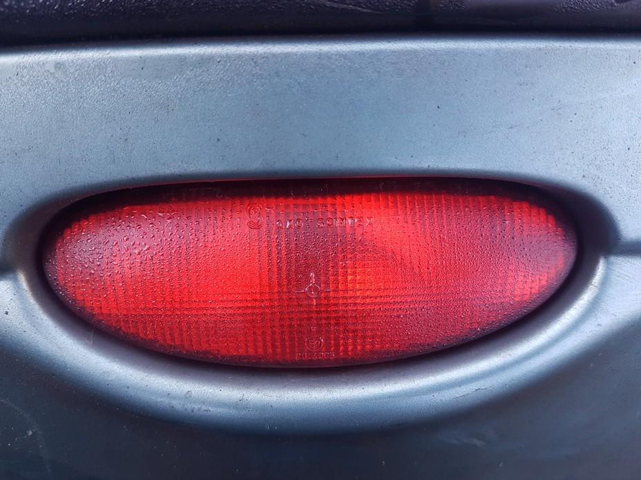 Peugeot 206 2001 Światło przeciwmgielne - TYLNE ŚRODEK