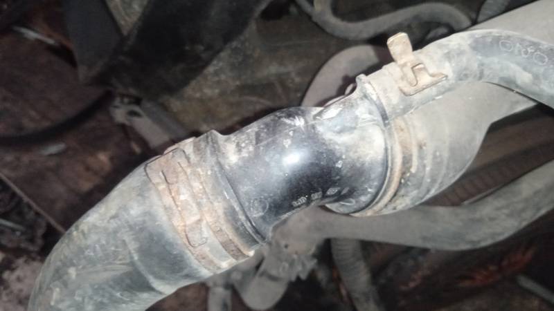 1J0121087B Volkswagen Golf 2000 Dzesēšanas šķidruma atloks