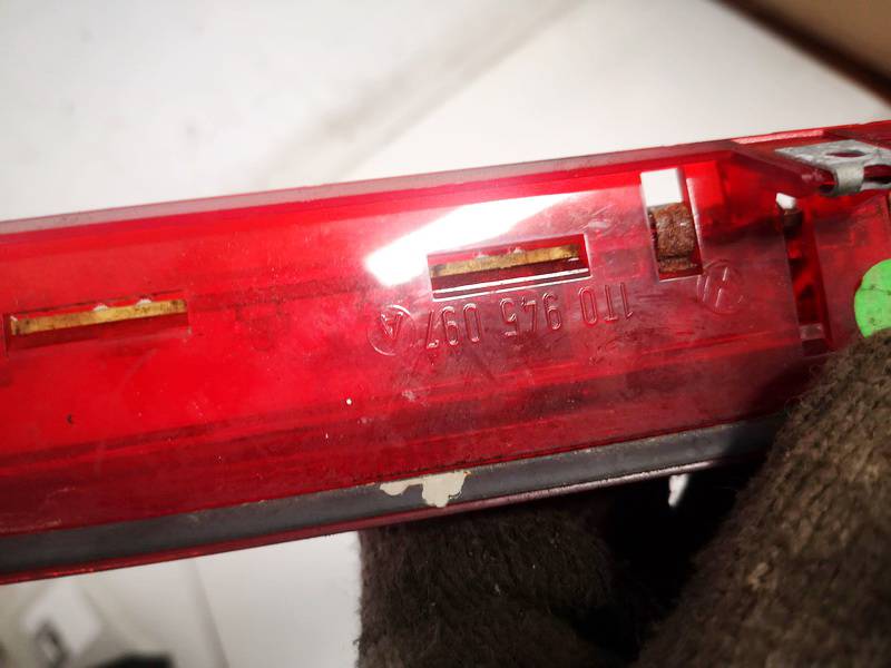 1T0945097A Volkswagen Touran 2003 Papildomas stop zibintas - Thumbnail 3