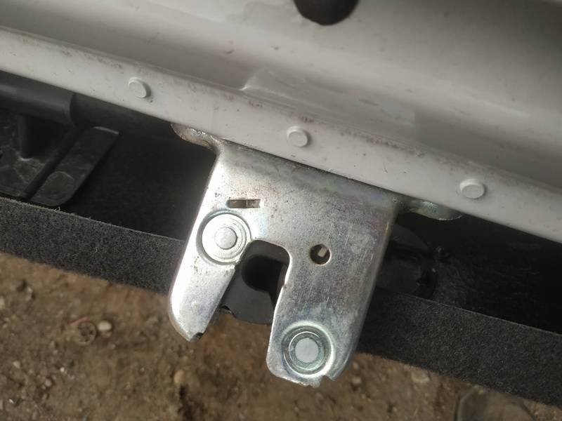 Volkswagen Passat 2011 Trunk Lid Lock Latch - REAR