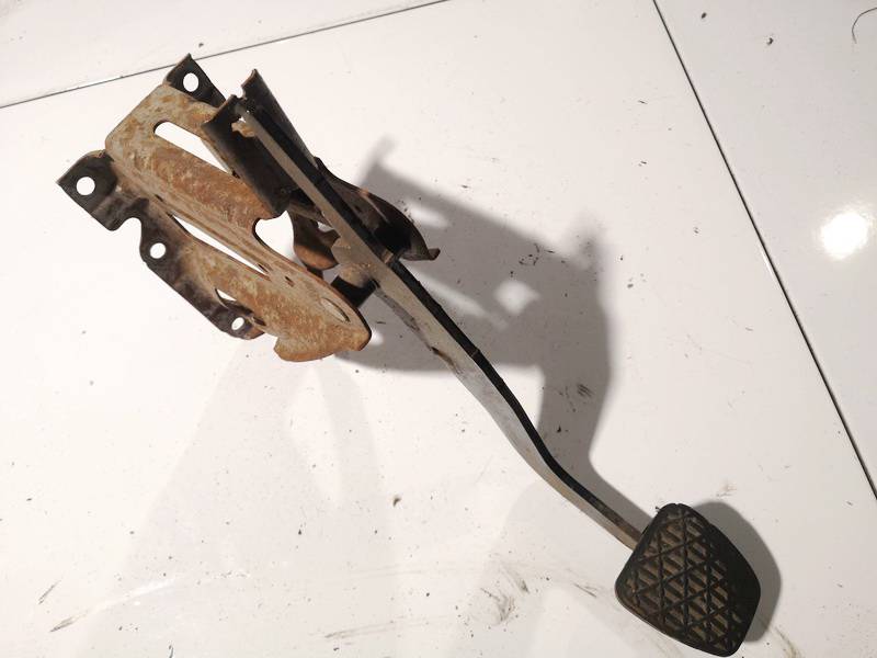 Volkswagen Crafter 2009 Pedał hamulca